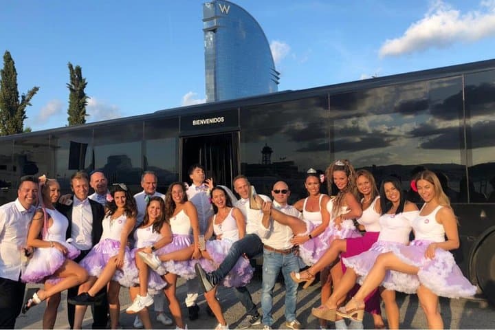 Barcelona Party Bus & After VIP club entry