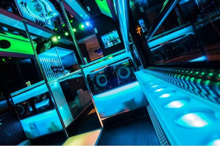 Barcelona Party Bus & After VIP club entry