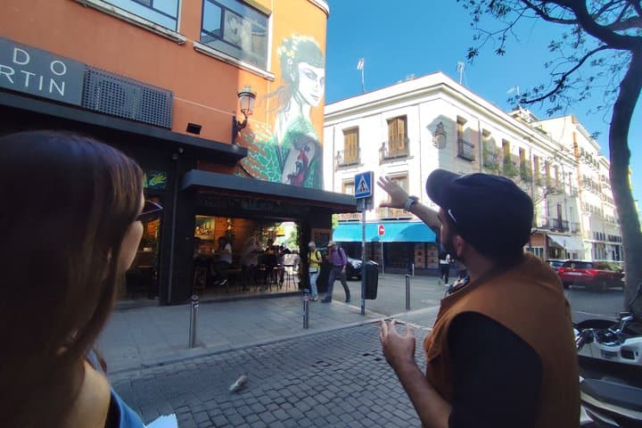 Exclusive Gallery Walk in Madrid's Art District