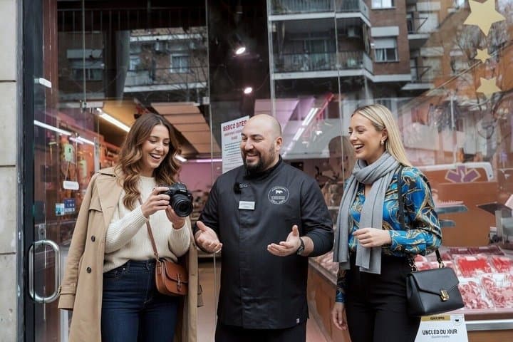 Premium Iberian Ham Tasting Near Sagrada Familia with an Expert