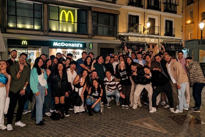 Madrid Pub Crawl: Club Entry, Bars & Shots