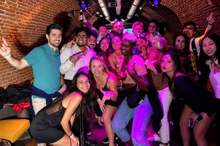Madrid Pub Crawl: Club Entry, Bars & Shots