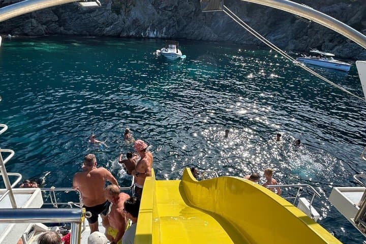 NEW 6 Meters Slide Swimming & Submarine Vision.