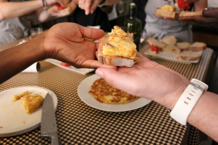 Food experience: Tapas, Paella and Wine Pairing