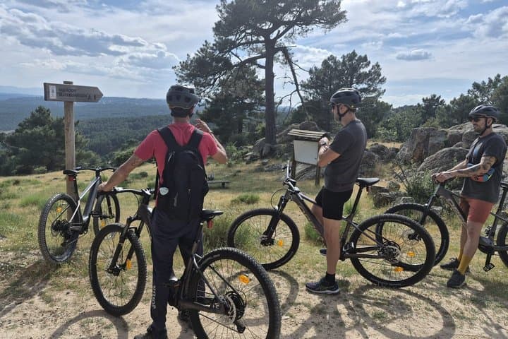 Las Navas del Marqués Panoramic E-Bike Route