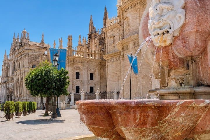 Private Seville Walking Tour with Licensed Guide Marina