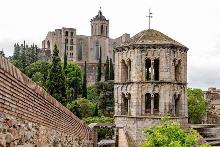 Girona Tour of Secrets Stories and the Arab Baths