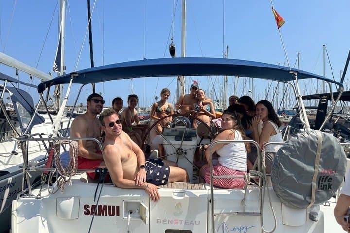 Celebration on board in Barcelona - 3 Hours