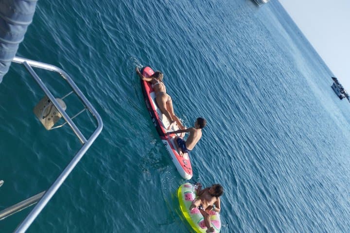 Private Tours by Traditional Boat to Calas with Appetizer