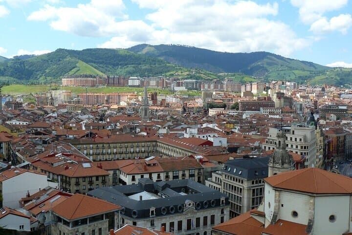 Free walking Tour Historical Bilbao with local guides