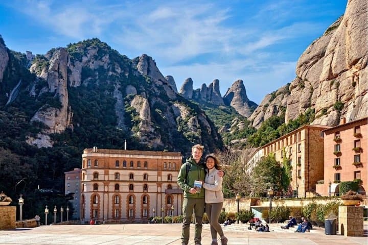 Montserrat Basilica and Museum Ticket with Roundtrip Cable Car