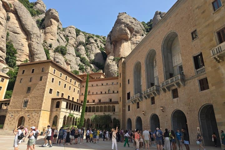 Barcelona Montserrat Basilica, Black Madonna Tour with Transport