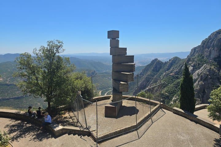 Montserrat Private Experience with Hotel Pickup,Cable Car & Lunch