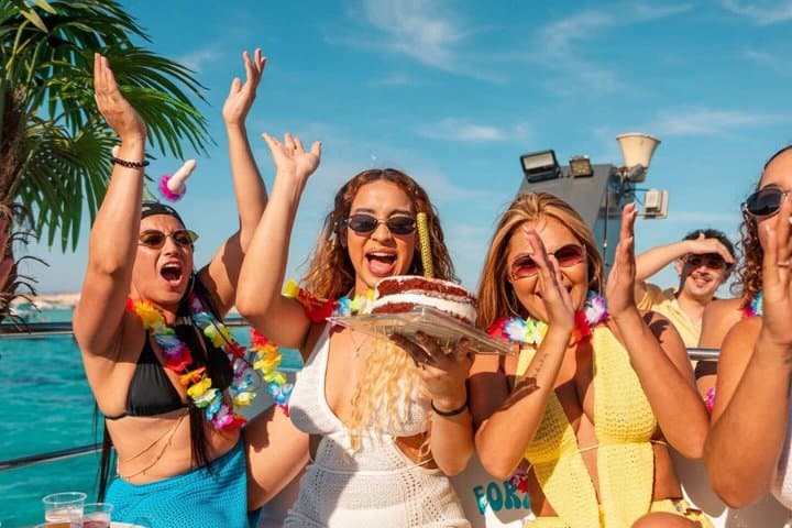 Ibiza to Formentera Full Day Boat Tour and Sunset Party