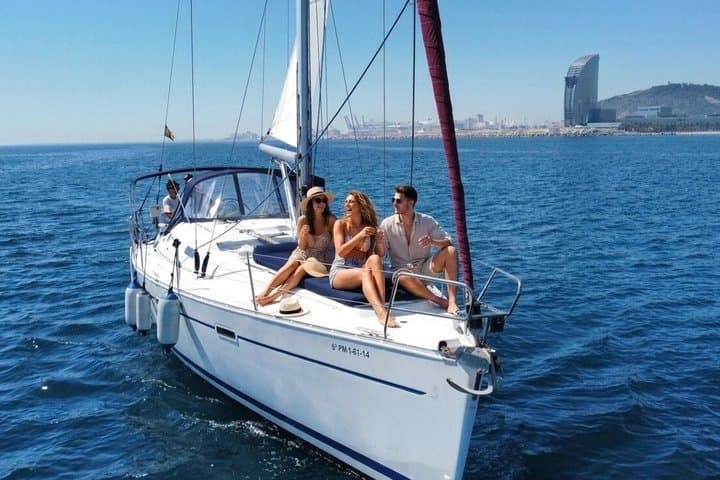 Exclusive 4-Hour Private Sailing Experience in Barcelona