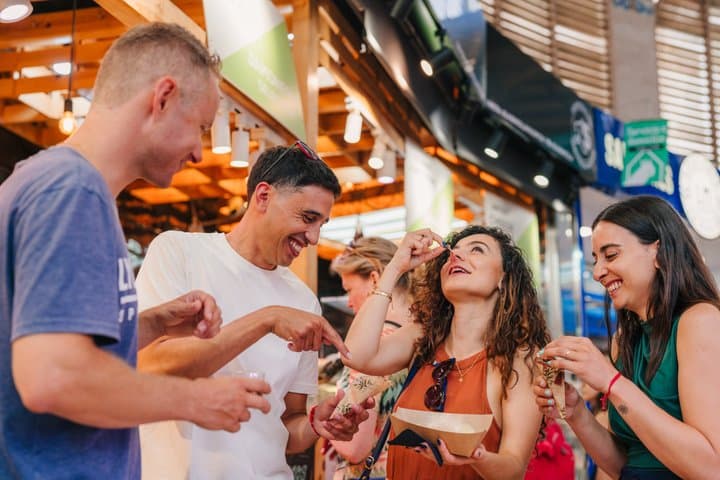 Valencia Food Tour: Tapas, Drinks and Delights with a Local