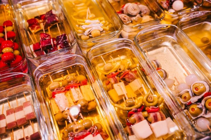 Valencia Food Tour: Tapas, Drinks and Delights with a Local