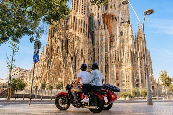 Barcelona Private Tour by Sidecar Motorcycle