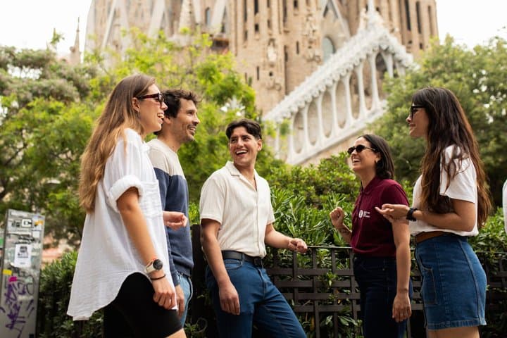 Park Guell and Sagrada Familia Tour with Skip the Line Tickets