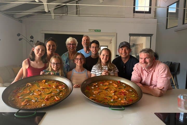 Madrid: Paella Sangria and Churro Making Class in the City Center