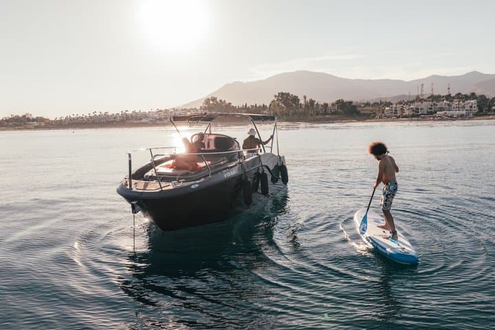 2H Private Dolphin Trip With Drinks Included in Estepona