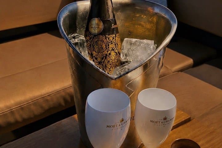 2 Hour Private Sunset Cruise with Cava