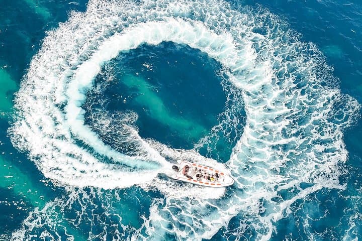 Speedboat Tour of Alicante Bay 2h30