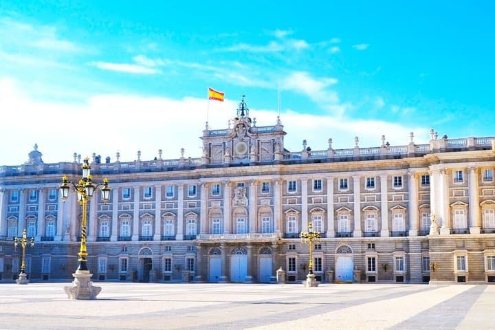Madrid: Royal Palace Tour, Reina Sofía & City Audio Tours