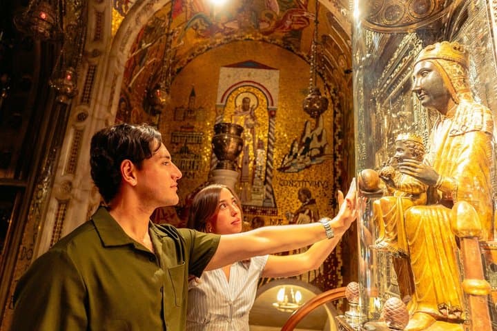 From Barcelona: Half-Day Montserrat, Tapas & Wine Tour