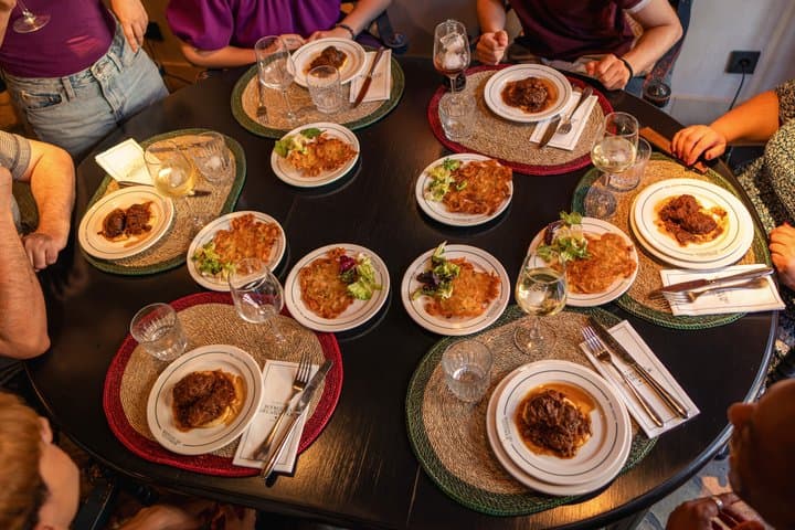 Eating Seville: Tapas, Drinks and Local Flavors Tour