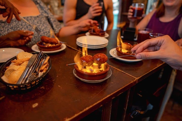 Eating Seville: Tapas, Drinks and Local Flavors Tour