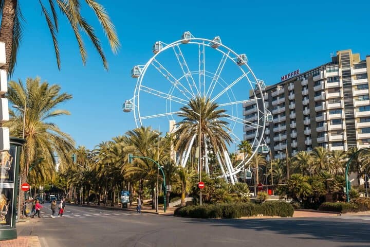Hello Almería: Private 2-Hour Intro City Walk with Local Guide