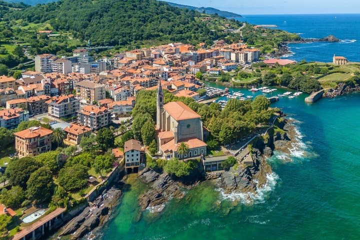 Gaztelugatxe and Basque Coast Private Tour from Bilbao
