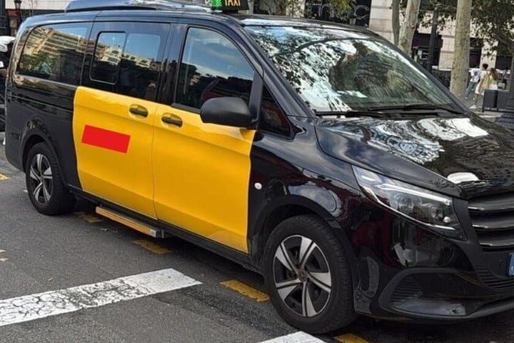 Private Taxi Transport Airport to Barcelona City