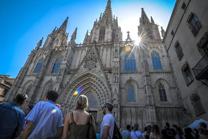 Barcelona Highlights Casa Batllo and Gothic Quarter