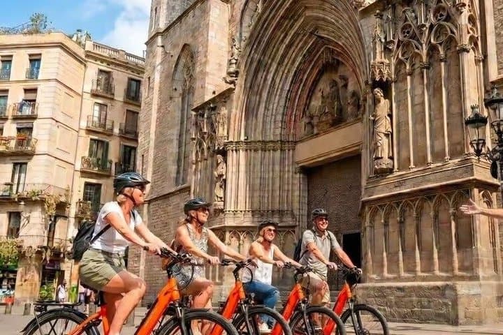 Barcelona Highlights Casa Batllo and Gothic Quarter