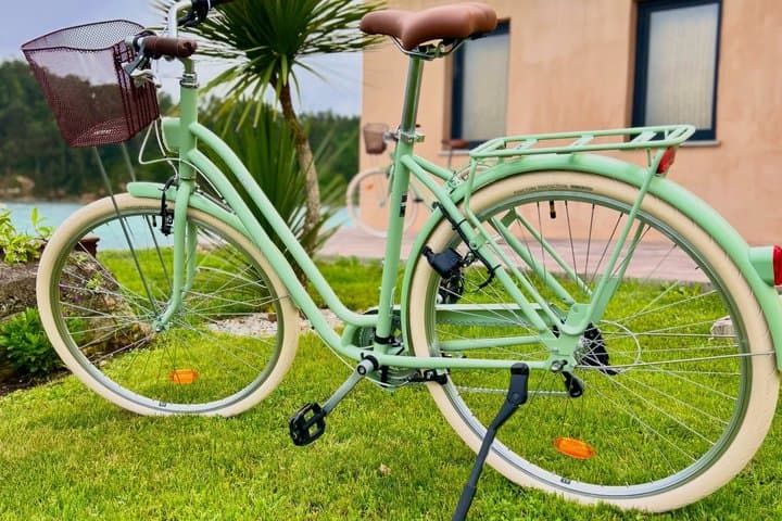 Foz bicycle rental to know the coast and its beaches