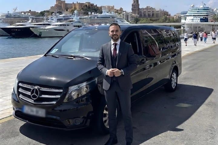 Malaga City and Port Private Transfer from or to Malaga Airport