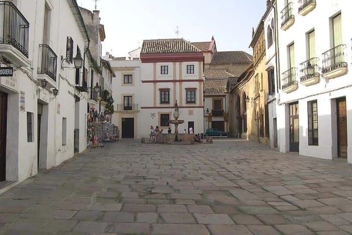 Córdoba Self Guided Walking Tour Landmarks with Audio and Quiz