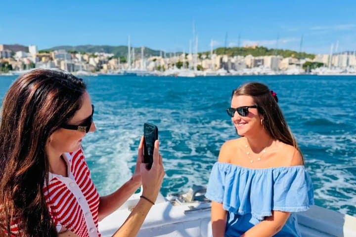 Palma city cruise with iconic views