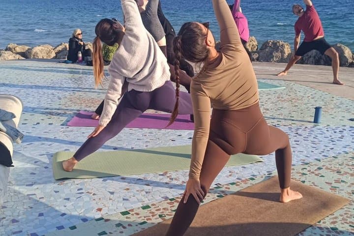 Palma Sunset Yoga and Healthy Snack Experience