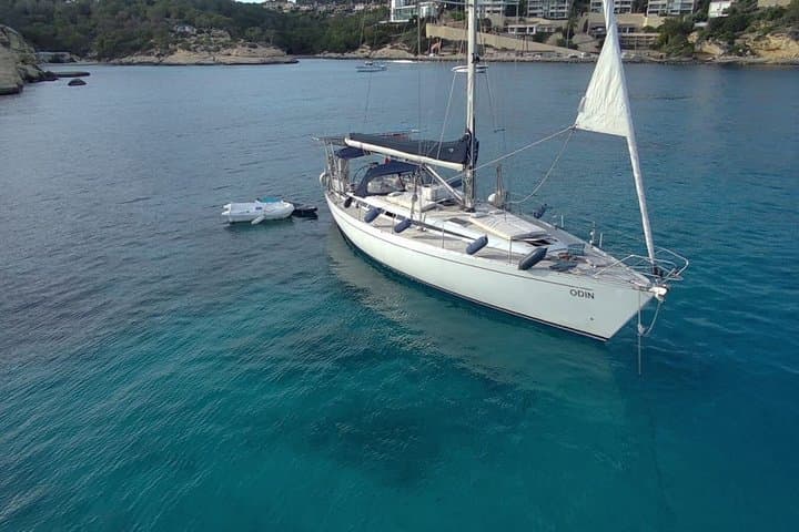 Palma de Mallorca Bay sailing trip and or Snack