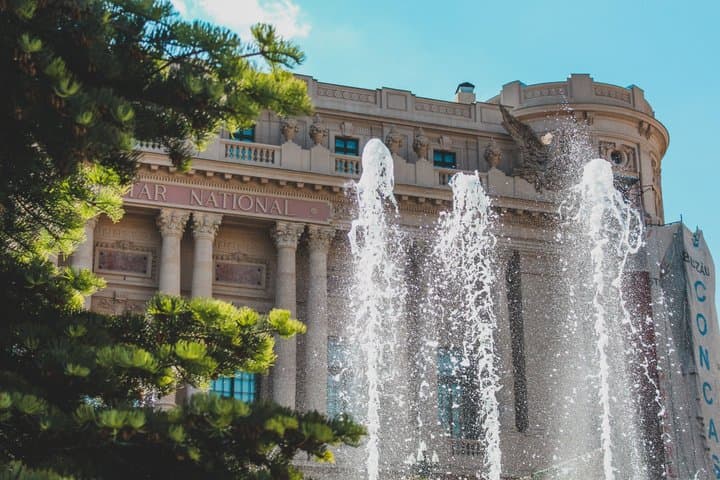 Malaga Self-Guided City Walking Tour & Scavenger Hunt