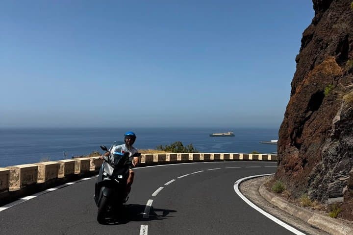 Puerto de la Cruz: Rent a Scooter 125cc 2 Sleeps in Tenerife