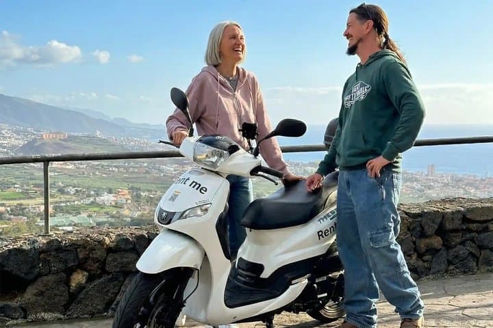 Puerto de la Cruz: Rent a Scooter 125cc 2 Sleeps in Tenerife