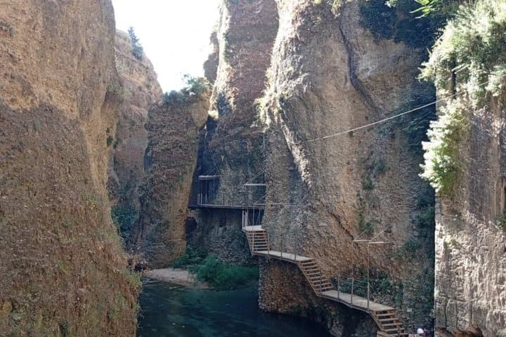 Unprecedented Round TAGUS GORGE