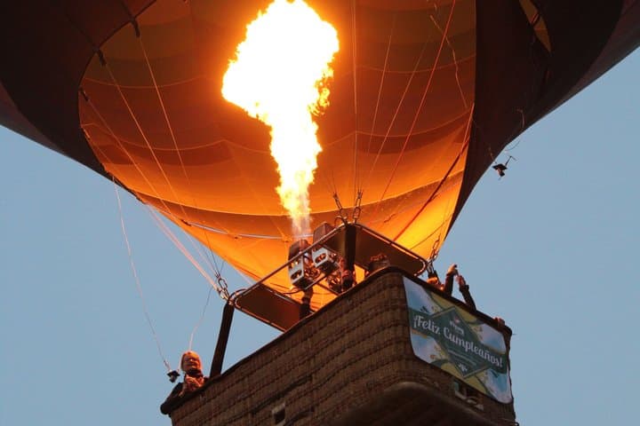 Barcelona Hot Air Balloon Flight with Cava and Lunch
