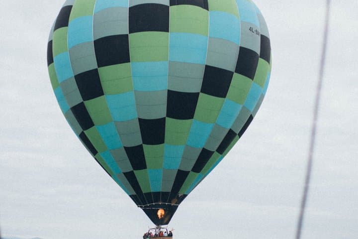 Barcelona Hot Air Balloon Flight with Cava and Lunch
