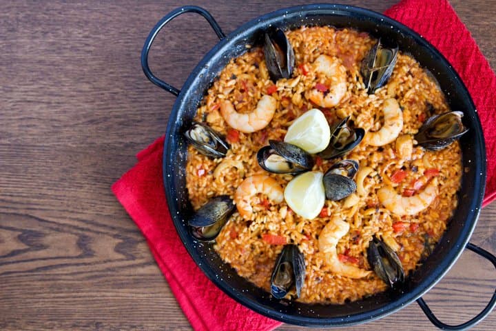 Private VIP Cooking Class in Madrid + Bottomless Wine (5 Courses)
