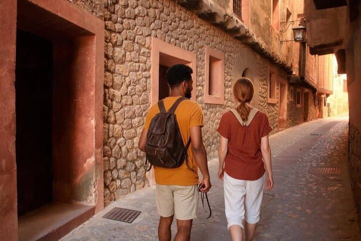 Hello Albarracin: Private 2-Hour Intro City Walk with Local Guide